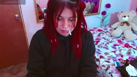 Snapshot of melani_cute01 chatting on July 24, 1:36 am melani_cute01 online show from July 24, 1:36 am