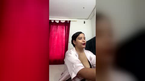 Snapshot of melani_dreamss1 chatting on April 23, 7:27 pm Melani online show from April 23, 7:27 pm