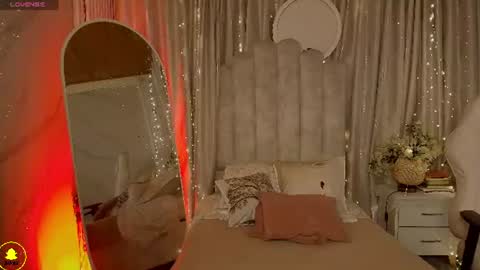 Melani sunny online show from June 21, 11:51 pm