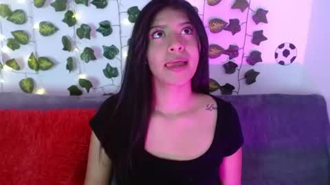 melanie online show from July 16, 10:16 pm