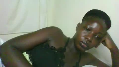 Snapshot of melanie_bae1 chatting on May 10, 3:28 pm melanie_bae1 online show from May 10, 3:28 pm