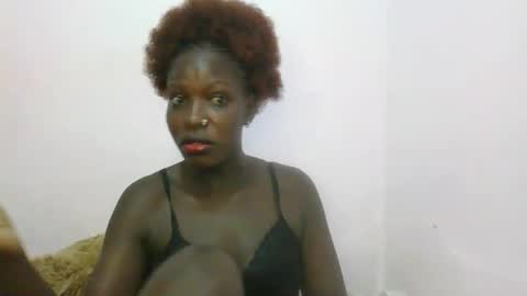 Snapshot of melanie_bae1 chatting on May 12, 7:44 pm melanie_bae1 online show from May 12, 7:44 pm
