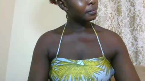 melanie_bae1 online show from July 8, 8:46 pm