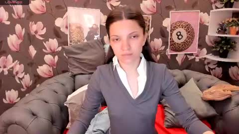 Snapshot of melanie_grant chatting on June 26, 8:19 am Melanie online show from June 26, 8:19 am