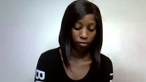 Snapshot of melanie_nay chatting on January 6, 11:51 am melanie_nay online show from January 6, 11:51 am
