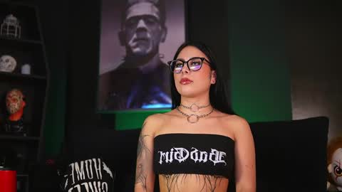 Mel online show from June 5, 3:02 am
