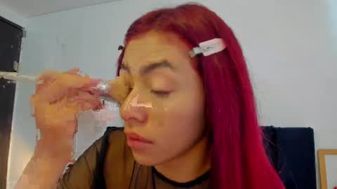 Snapshot of melanie_roux_ chatting on April 10, 12:21 pm Melanie roux online show from April 10, 12:21 pm