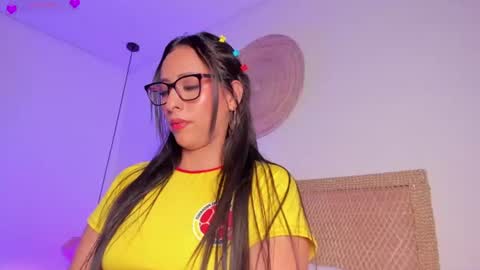 melaniejeann_ online show from June 24, 2:10 am