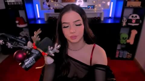 Melanie  online show from December 13, 7:53 pm