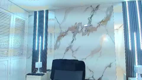 Melanie online show from December 3, 12:14 pm