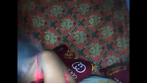 Snapshot of melanih chatting on October 12, 1:32 pm melanih online show from October 12, 1:32 pm