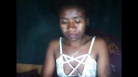 melanih online show from April 15, 7:26 am