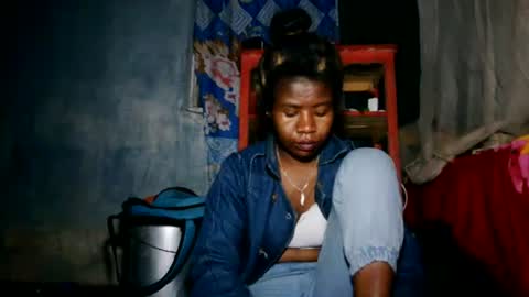 melanih online show from June 14, 2:24 am