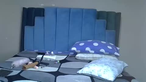 Snapshot of melanin_moon chatting on May 30, 12:46 pm Moon online show from May 30, 12:46 pm