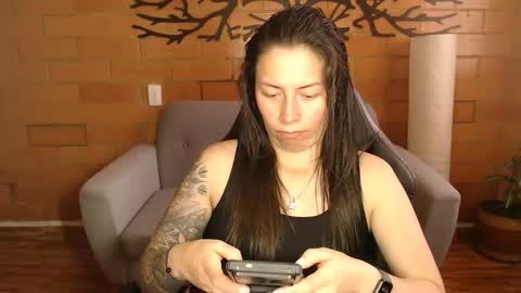 Melanny online show from November 19, 12:05 pm