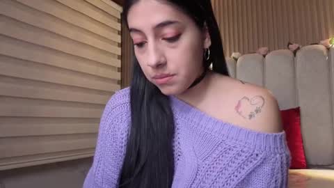 melanny_petite online show from March 10, 12:10 pm