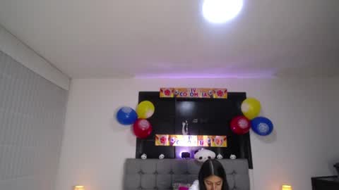 melanny_petite online show from June 23, 12:14 pm