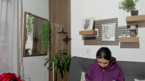Melany online show from February 26, 11:09 am