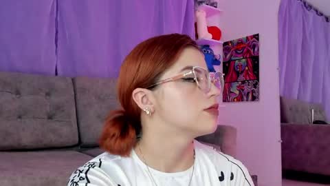 melany_jhonsonn online show from April 30, 2:29 am