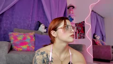 melany_jhonsonn online show from June 24, 4:22 am