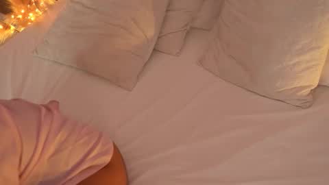 Mellanya online show from March 28, 7:19 am