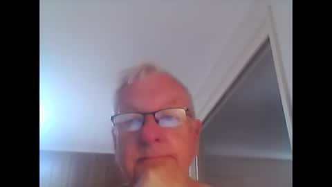 Snapshot of melbourne000 chatting on February 25, 11:33 pm melbourne000 online show from February 25, 11:33 pm