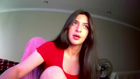 Snapshot of melena_caramel chatting on May 12, 3:03 am melena_caramel online show from May 12, 3:03 am