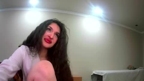 Snapshot of melena_caramel chatting on May 24, 8:14 pm melena_caramel online show from May 24, 8:14 pm