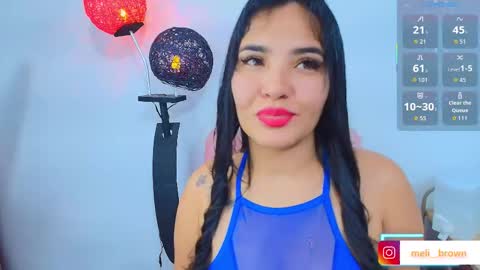    Independent model online show from March 8, 7:56 am