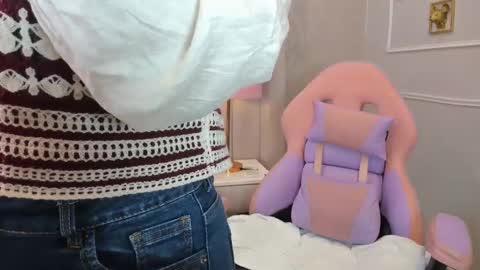 MELIE online show from February 19, 11:39 am