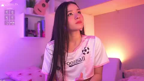 Snapshot of meliflua_a chatting on June 13, 4:05 pm Meli online show from June 13, 4:05 pm