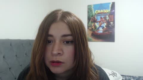 Snapshot of meliinna_xxx chatting on January 16, 2:41 am meliinna_xxx online show from January 16, 2:41 am