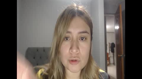 Snapshot of meliinna_xxx chatting on November 25, 2:55 am meliinna_xxx online show from November 25, 2:55 am