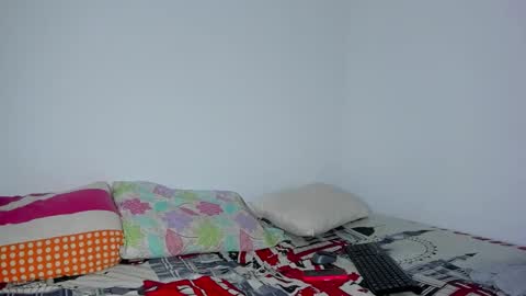 Snapshot of melinamartins chatting on February 2, 10:19 pm M E L I N A online show from February 2, 10:19 pm