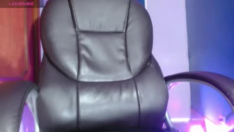 Snapshot of melisa23_ chatting on March 5, 5:08 pm melisa23_ online show from March 5, 5:08 pm