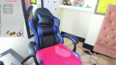Snapshot of melisa_14 chatting on June 13, 11:41 am Melisa online show from June 13, 11:41 am