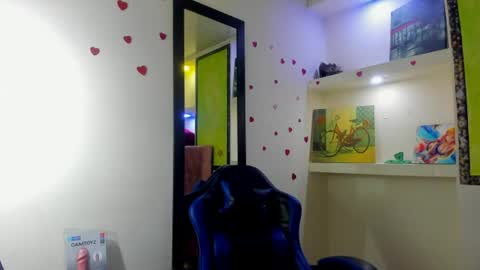 Snapshot of melisa_14 chatting on June 22, 12:02 pm Melisa online show from June 22, 12:02 pm