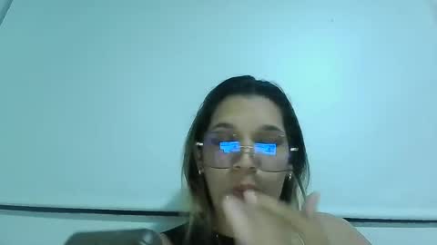 Snapshot of melisa_14 chatting on June 24, 2:10 am Melisa online show from June 24, 2:10 am