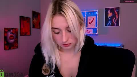 Melisa online show from January 15, 8:45 pm