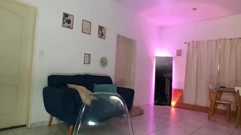 Snapshot of melisacreamy chatting on January 10, 10:06 am Melisa online show from January 10, 10:06 am