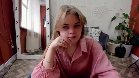 Sophia online show from November 11, 7:30 am