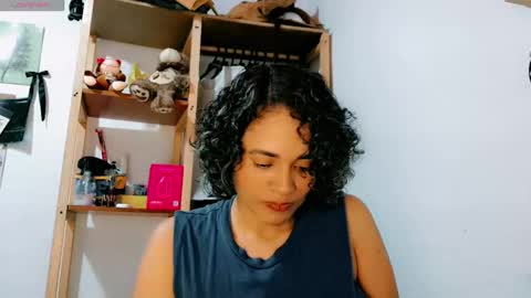 Snapshot of melissa_and_carol chatting on April 18, 7:58 pm Carol - Dany online show from April 18, 7:58 pm