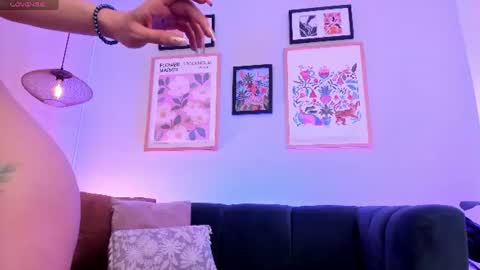 Snapshot of melissa_koster chatting on August 4, 7:33 am Melissa 3 online show from August 4, 7:33 am