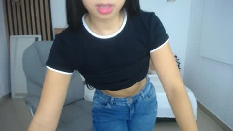 Snapshot of melissa_lenox chatting on May 25, 12:00 pm melissa_lenox online show from May 25, 12:00 pm