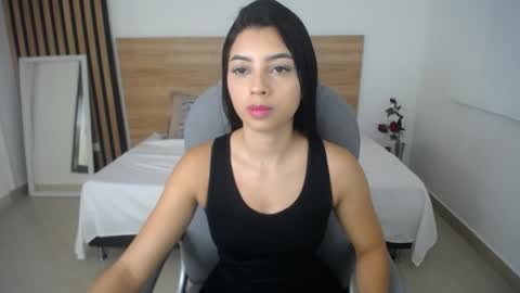 Snapshot of melissa_lenox chatting on May 26, 12:12 pm melissa_lenox online show from May 26, 12:12 pm