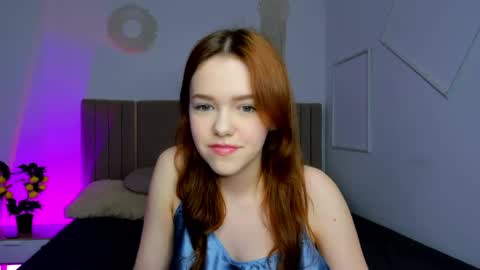 Snapshot of melissa_me0w chatting on May 24, 9:42 pm Melissa online show from May 24, 9:42 pm