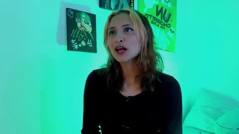 Snapshot of melissa_noir chatting on November 23, 3:50 am melissa_noir online show from November 23, 3:50 am