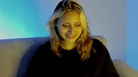 melissa_noir online show from March 25, 8:20 am