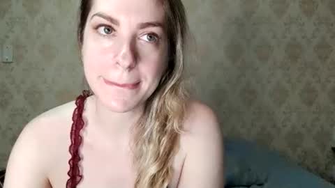 Melissa online show from April 15, 3:13 am