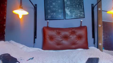 Meli online show from September 25, 7:06 pm